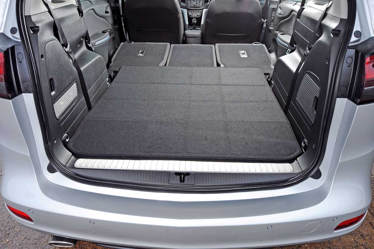 Vauxhall Zafira Tourer 2.0 CDTI boot