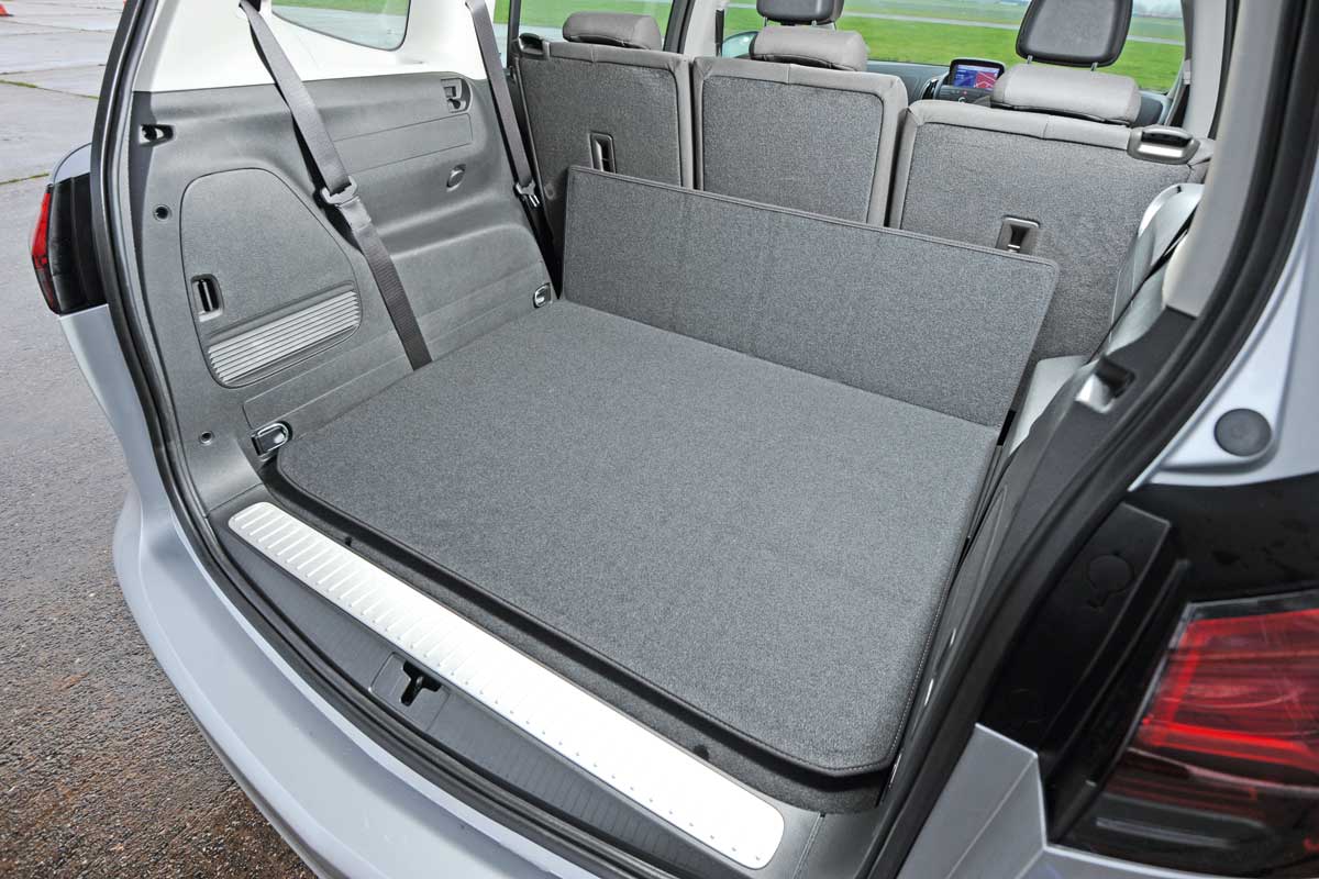 Vauxhall Zafira Tourer 2.0 CDTI boot