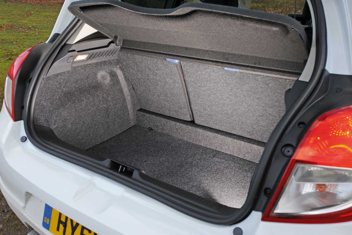 Suzuki Swift Sport boot
