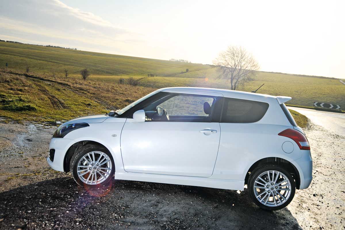 Suzuki Swift Sport profile
