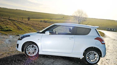 Suzuki Swift Sport profile