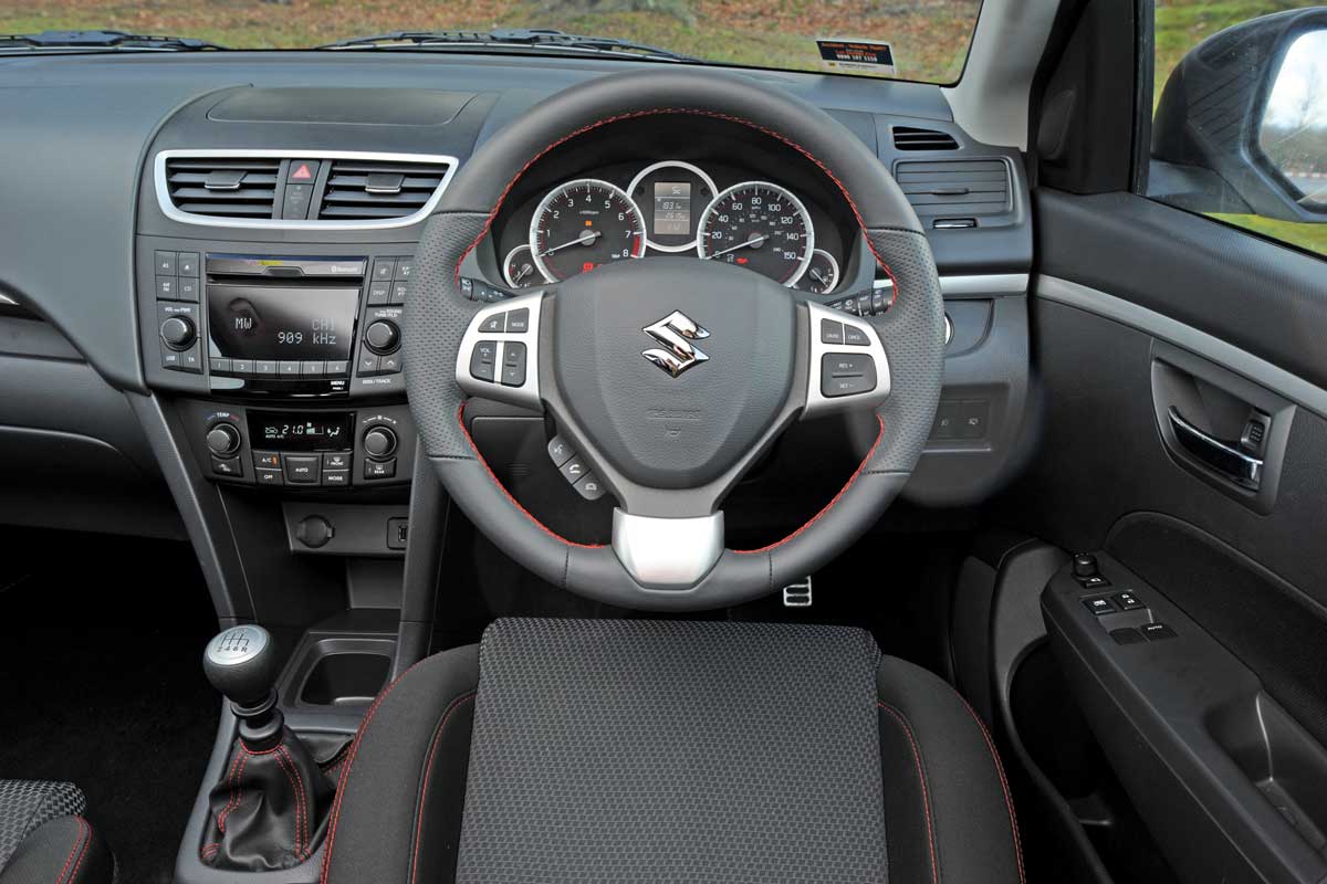 Suzuki Swift Sport interior