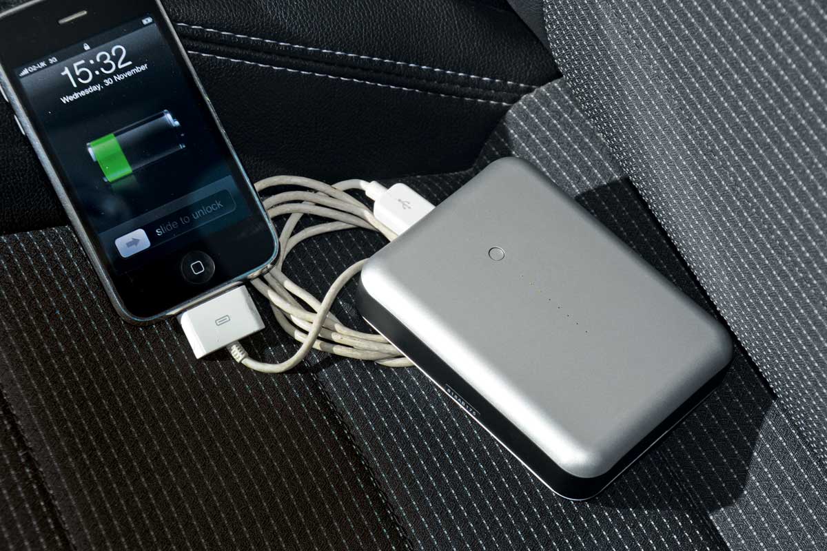 Just Mobile Gum Max portable charger