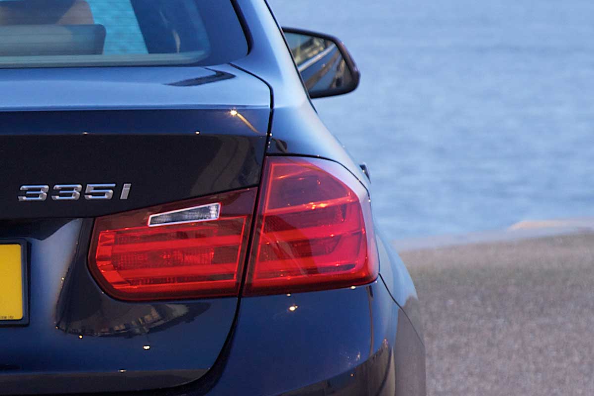 BMW 335i badge