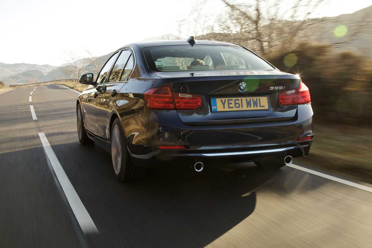 BMW 335i rear tracking