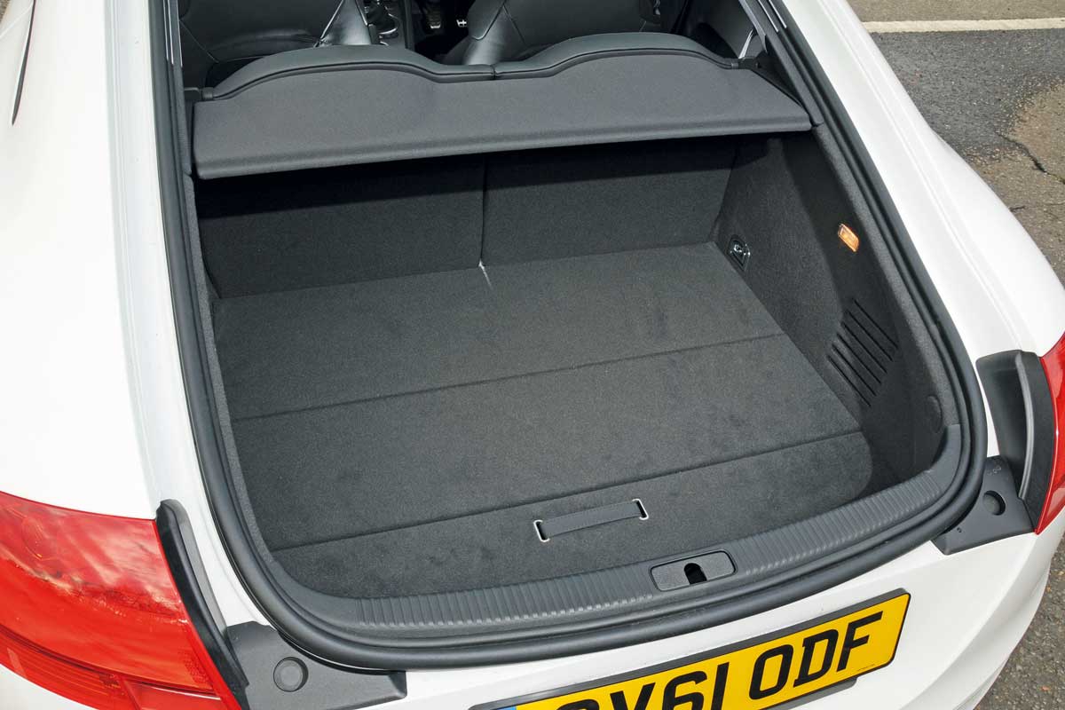 Audi TT TFSI boot
