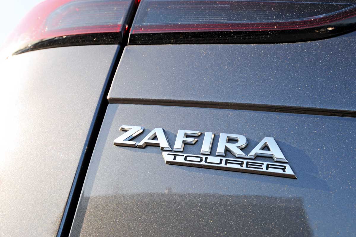 Vauxhall Zafira Tourer Elite badge