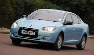 Renault Fluence Z.E. front cornering
