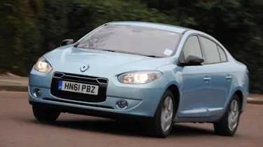 Renault Fluence Z.E. front cornering