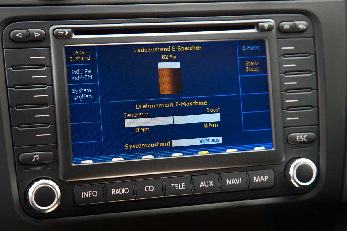 VW Golf Plug-in Hybrid display