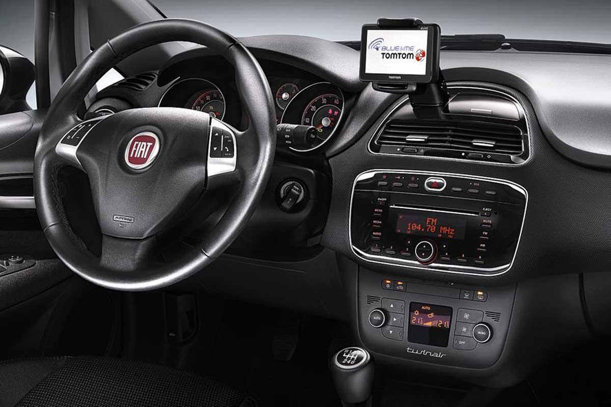 Fiat Punto TwinAir interior