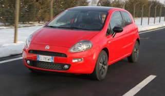 Fiat Punto TwinAir front tracking