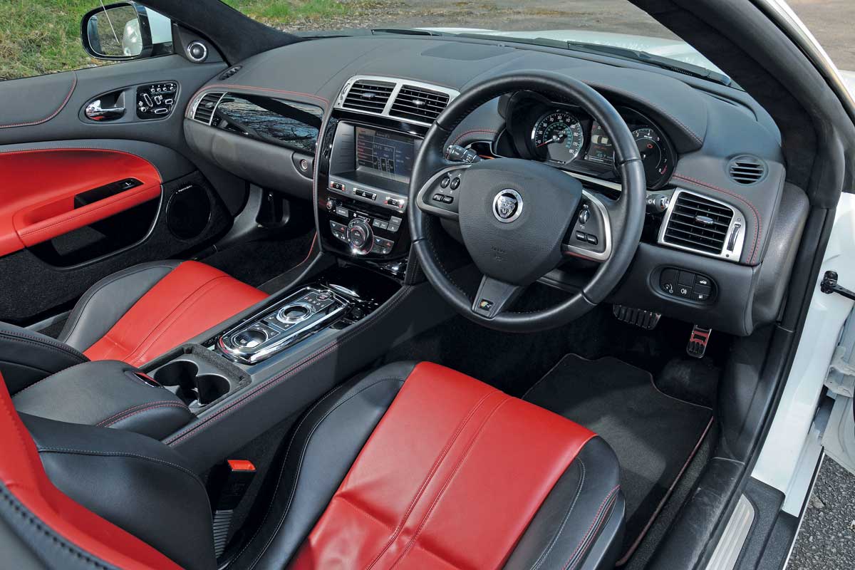 Jaguar XKR interior