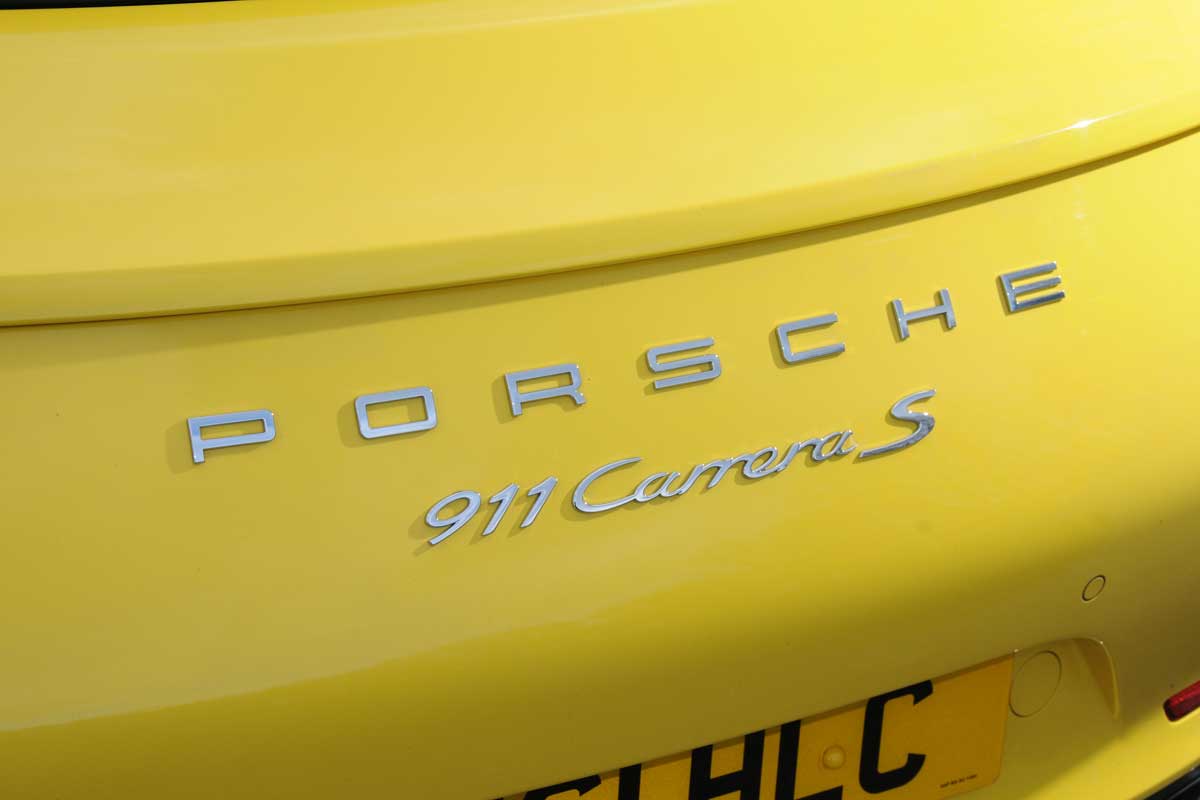 Porsche 911 Carrera S badge
