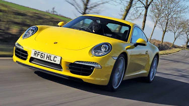 Porsche 911 Carrera S front tracking
