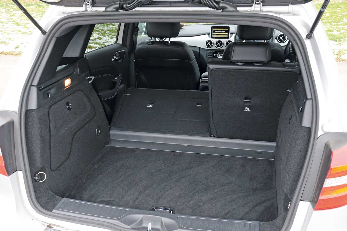 Mercedes B-Class boot
