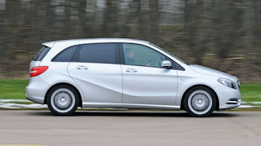 Mercedes B-Class panning