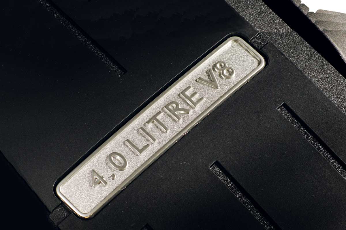 Bentley Continental GT V8 badge