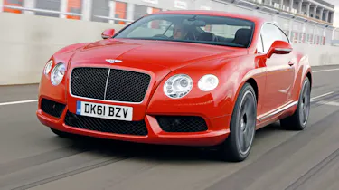 Bentley Continental GT V8 front tracking