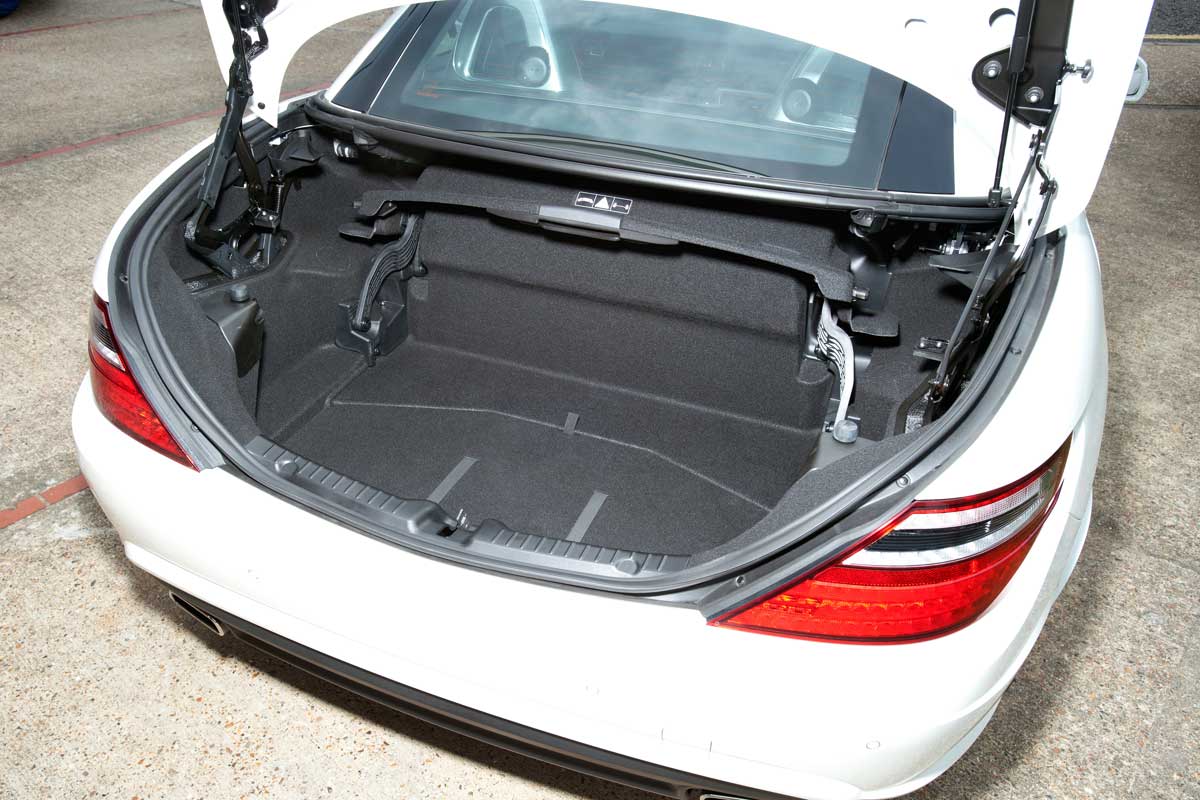 Mercedes SLK 250 CDI boot