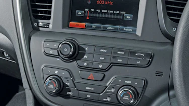 Kia Optima centre console