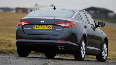 Kia Optima rear cornering