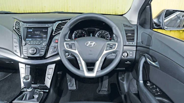 Hyundai i40 saloon interior