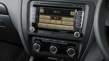 VW Jetta centre console