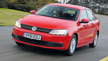 VW Jetta front tracking