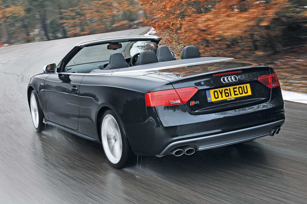 Audi S5 Cabriolet rear tracking