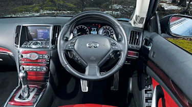 Infiniti G37 Convertible interior