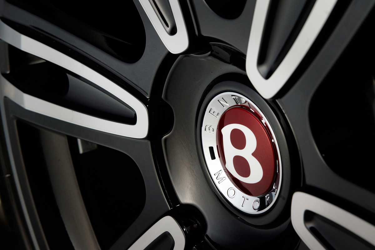 Bentley Continental GTC V8 wheel