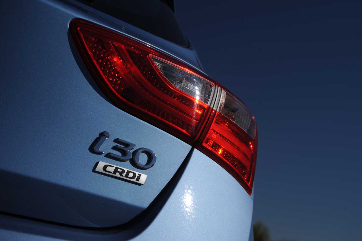 Hyundai i30 badge
