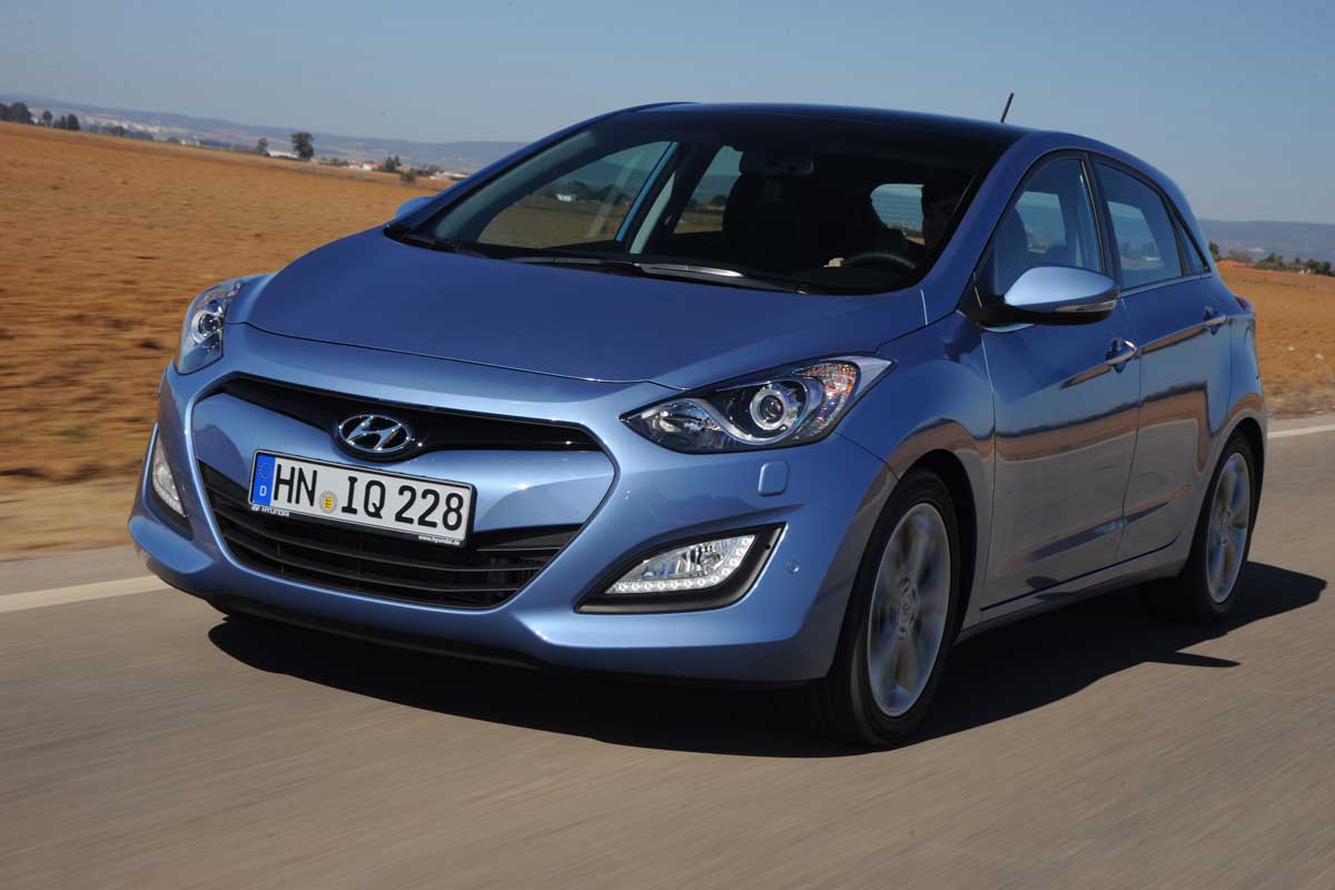 Hyundai i30 front tracking