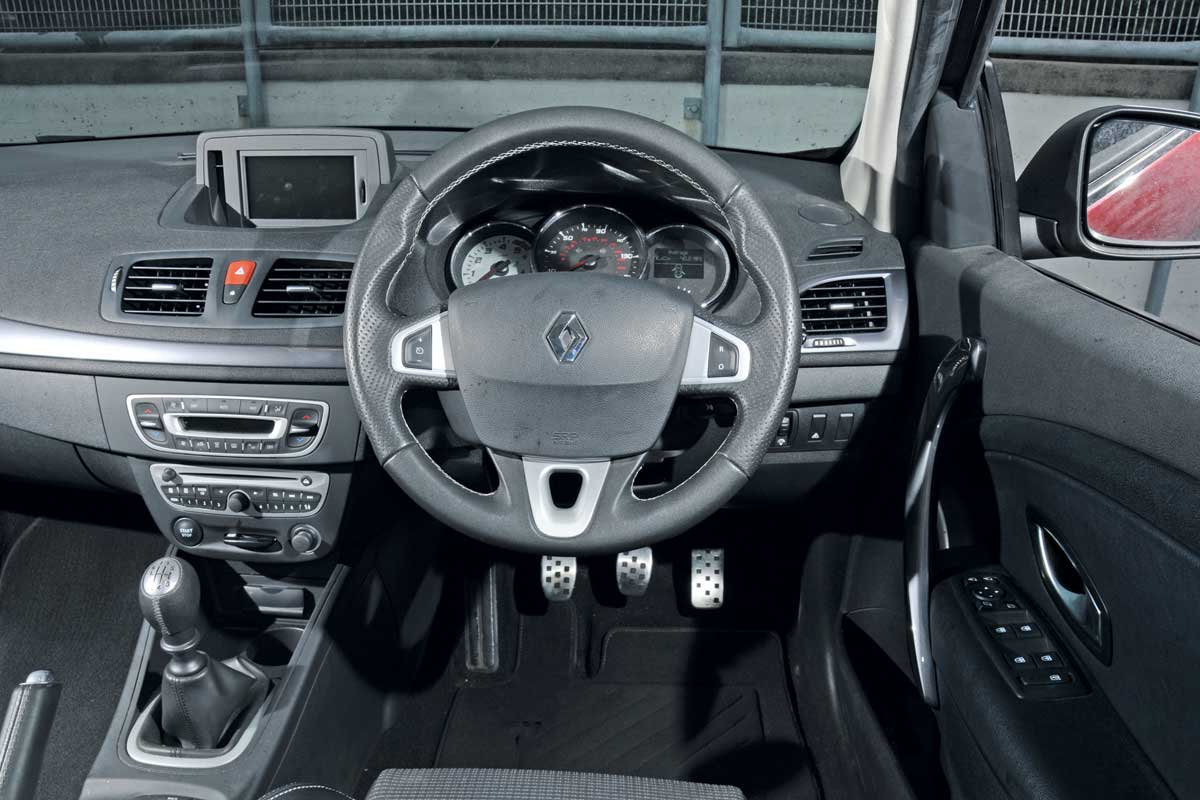 Renault Megane ST interior