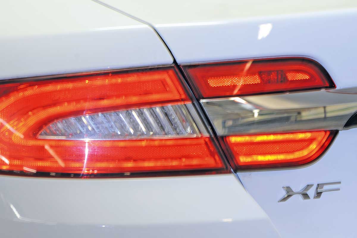 Jaguar XF badge
