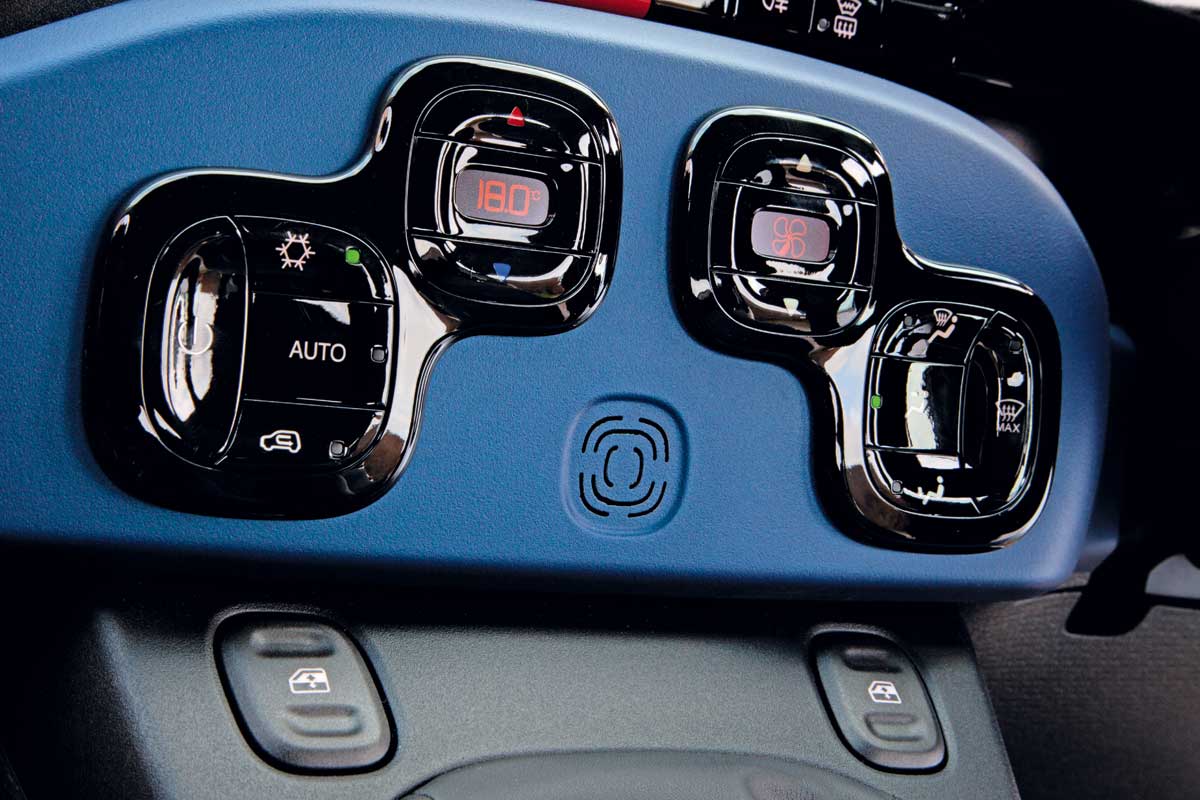 Fiat Panda centre console