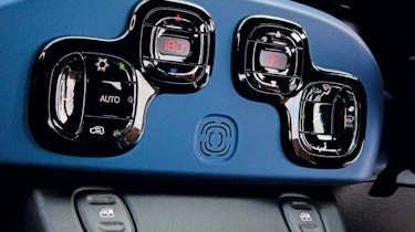 Fiat Panda centre console