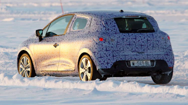 Renault Clio prototype spy picture