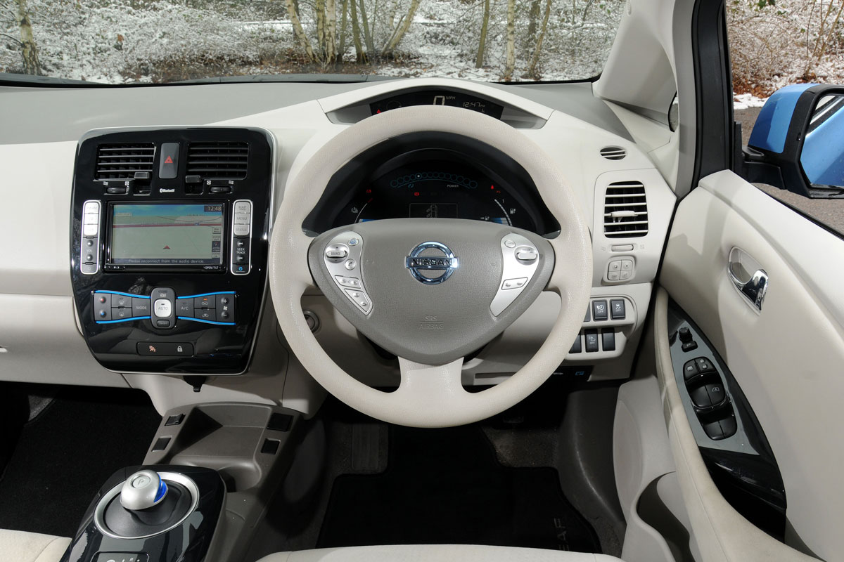 Nissan Leaf interior