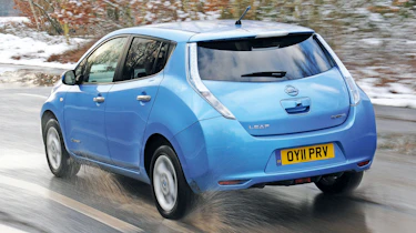 Nissan Leaf rear tracking