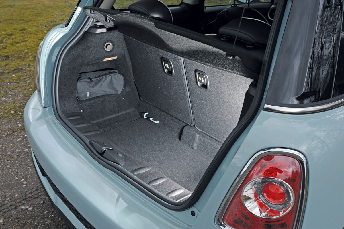 Mini Cooper S boot