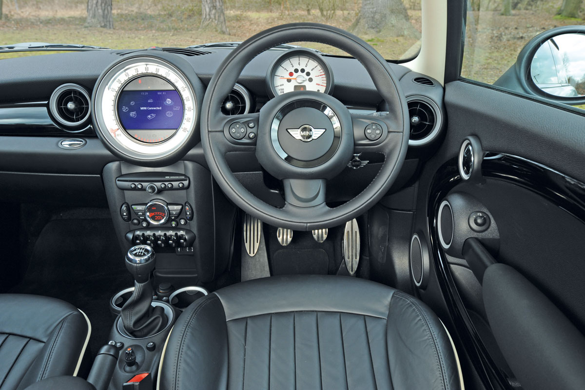 Mini Cooper S dash