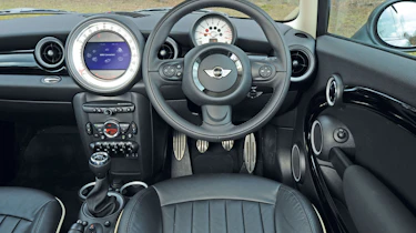 Mini Cooper S dash