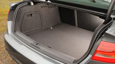 Audi A4 2.0 TDI boot
