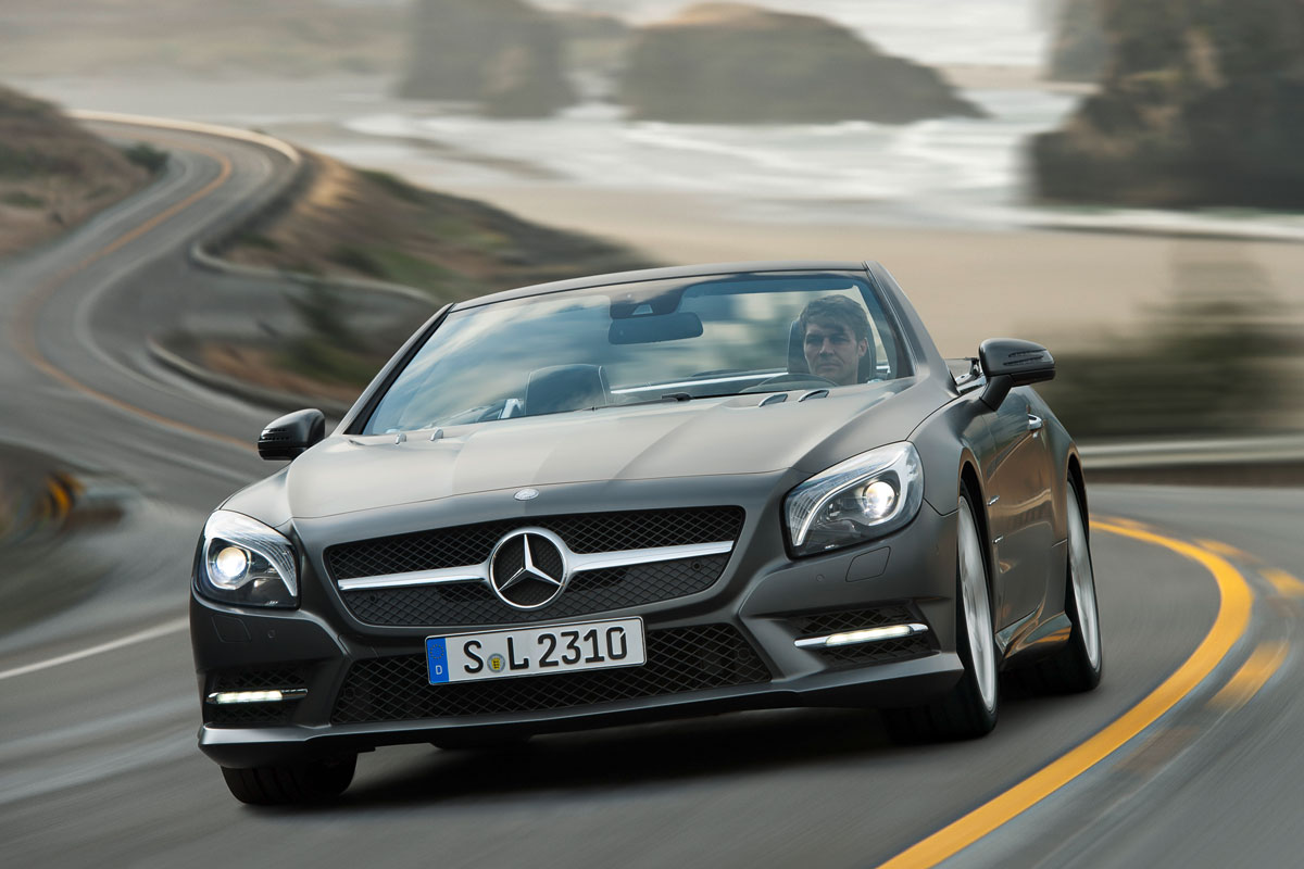 Mercedes SL front cornering