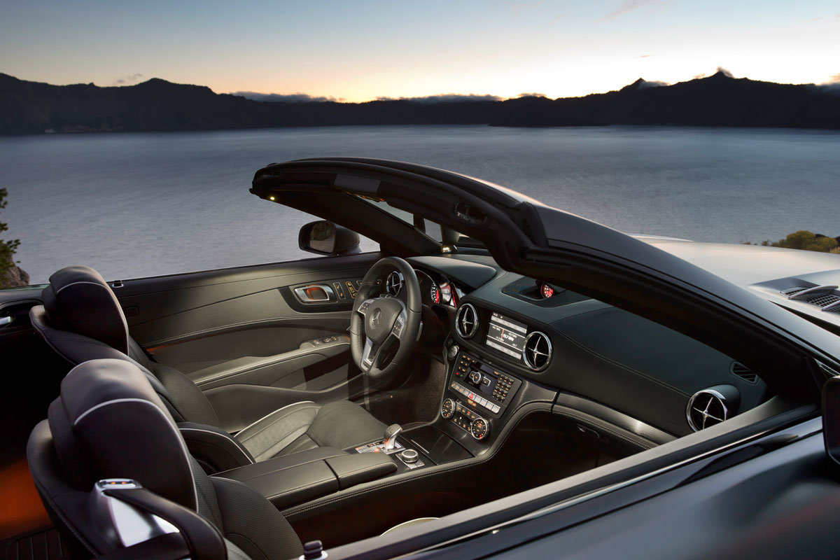 Mercedes SL interior