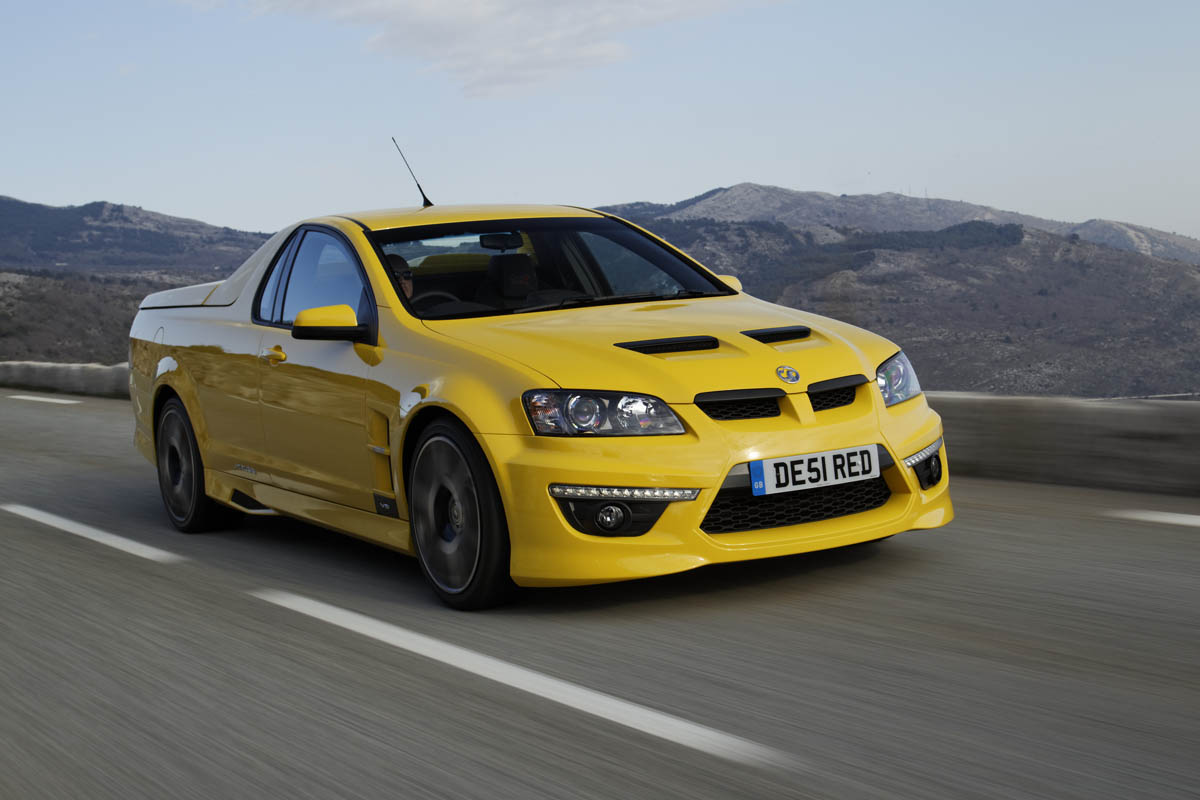Vauxhall VXR8 Maloo front tracking