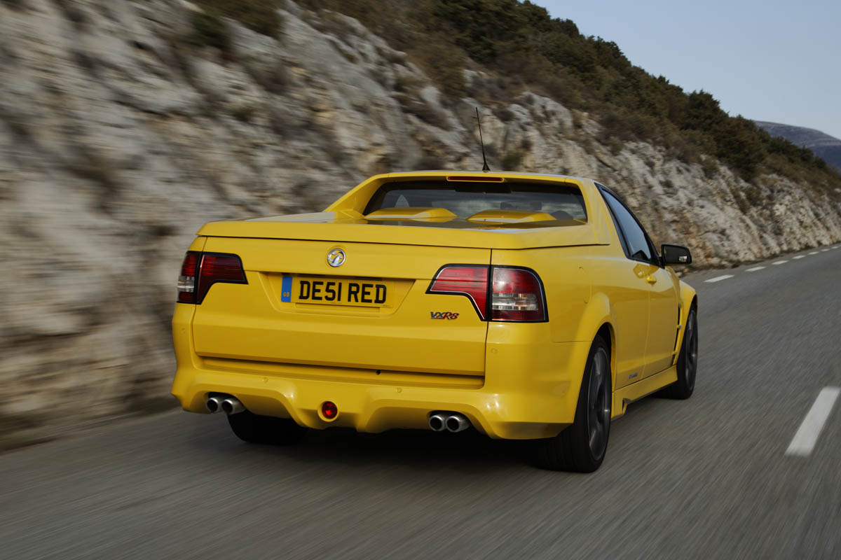Vauxhall VXR8 Maloo rear tracking