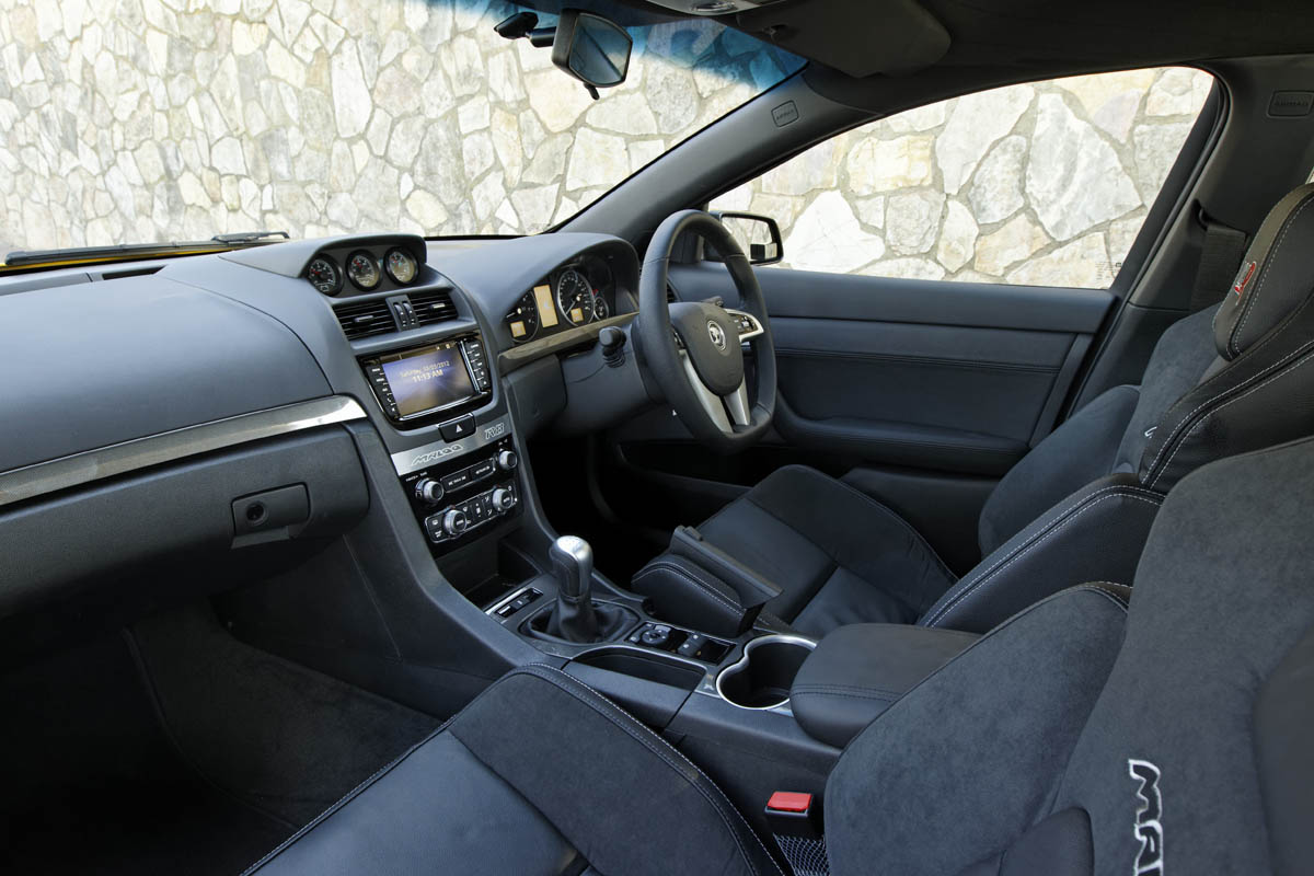 Vauxhall VXR8 Maloo interior